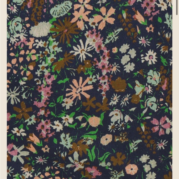 Trovata Brett Boho Blouse in Botanical Scatter - Picture 3 of 5